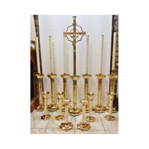 Quility Altar candlestick set